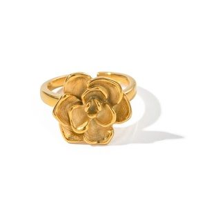 ◾️18k Gold Plated Detailed Rose Adjustable Ring